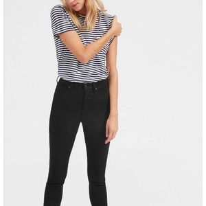 Everlane high rise skinny jeans, 27, stay black